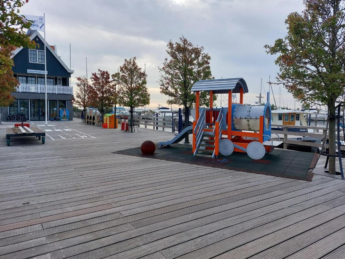 Hotel Luxury Houseboat In Volendam Marina Zewnętrze zdjęcie