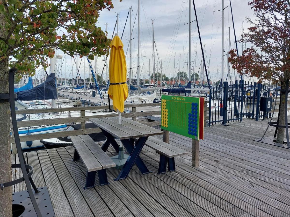 Hotel Luxury Houseboat In Volendam Marina Zewnętrze zdjęcie